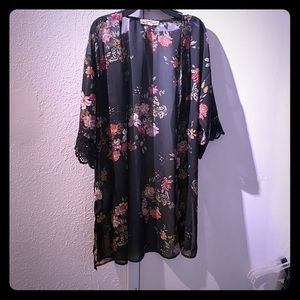 4/$20 Kimono floral sheer duster coverup XS